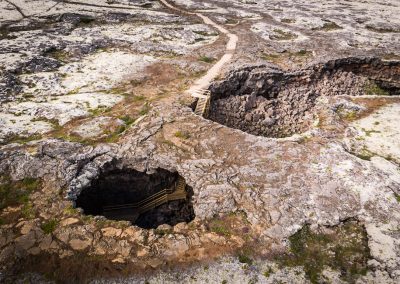 The Cave - Vidgelmir - Grotter og caving - aktiviteter i Island med ISLANDSREJSER